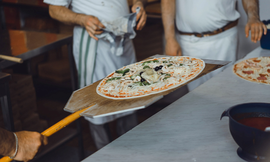 Turnkey Pizza Business In Prime Location For Sale 1