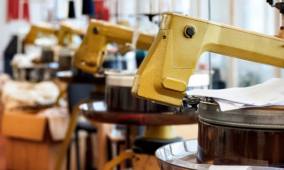 Industrial Equip Machinery Global Biz For Sale 1