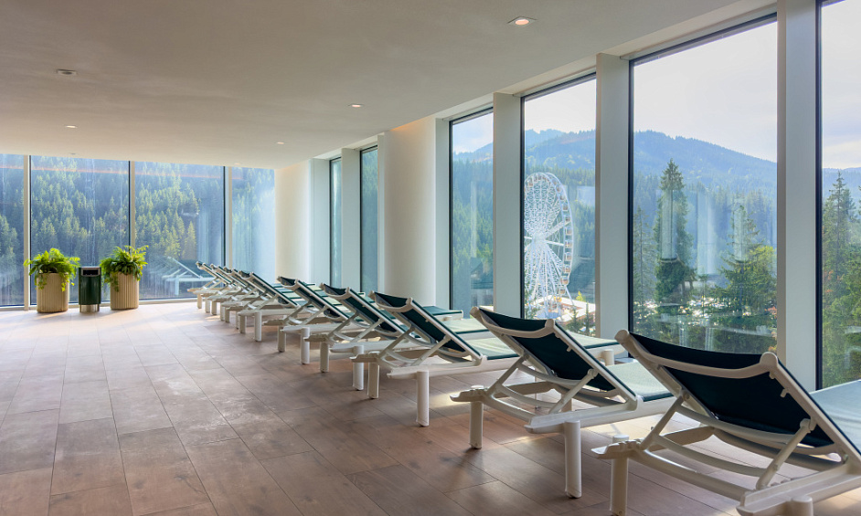 Luxury Med Spa Prime Location in Toronto For Sale 1