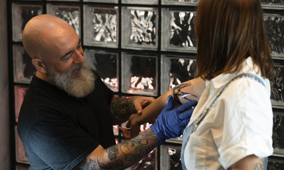 Tattoo Shop For Sale 1