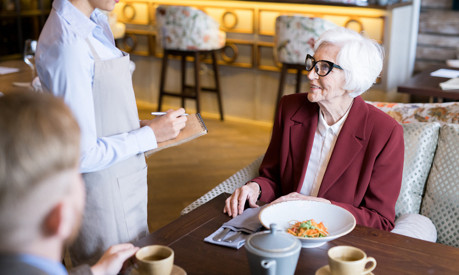 High Income 50 Seat Restaurant In Burnaby For Sale 1