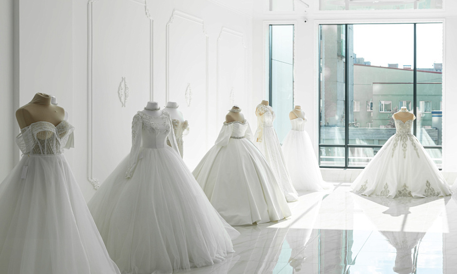 Profitable Well-Established Bridal Boutique In Toronto For Sale 1