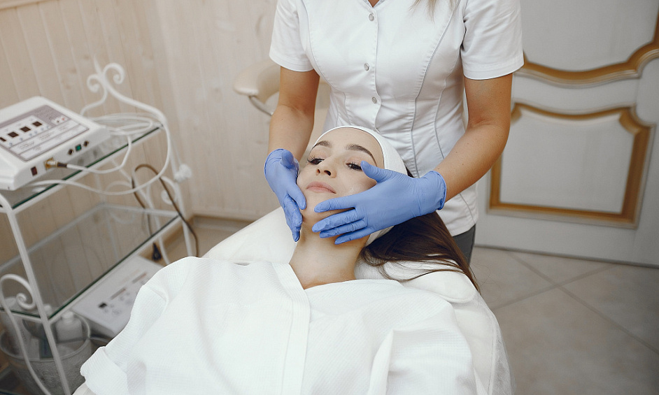 Opportunity To Acquire A Well-Established Medical Aesthetics Clinic For Sale 1