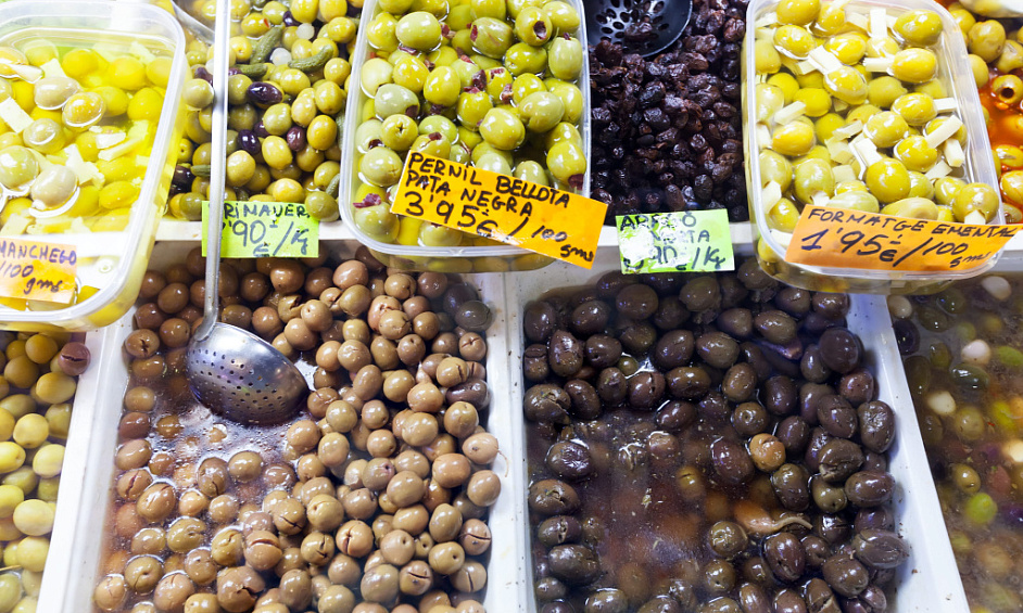 Mediterranean Grocery Store In Prime Fraser Valley For Sale 1