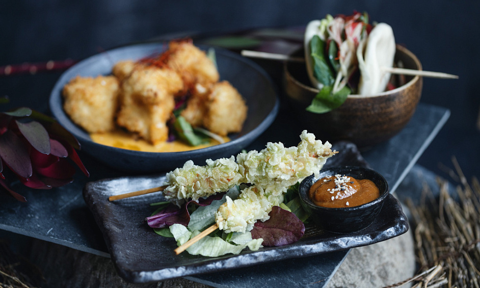 Well-Established And Highly Successful Thai Restaurant In Victoria For Sale 1