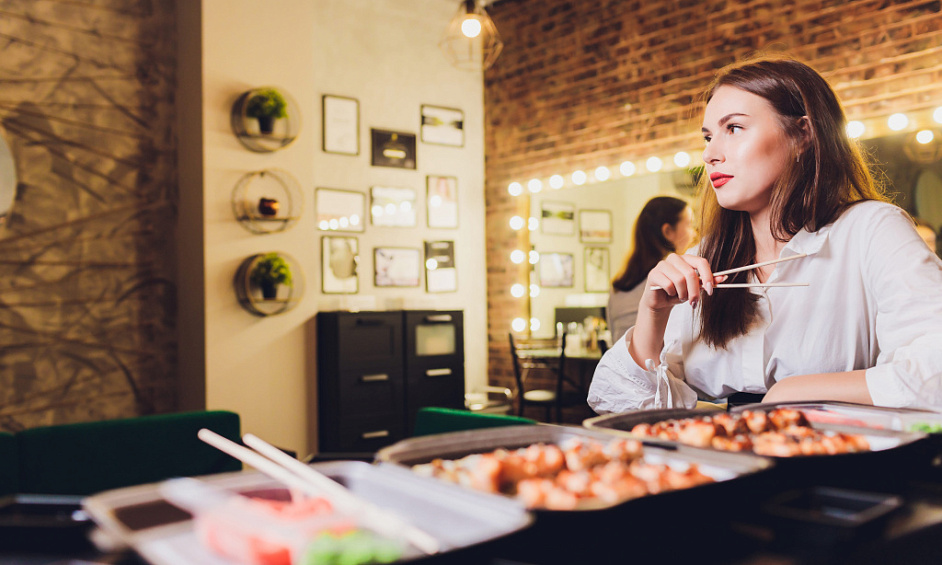 Well Positioned Asian Food Court Restaurant For Sale 1