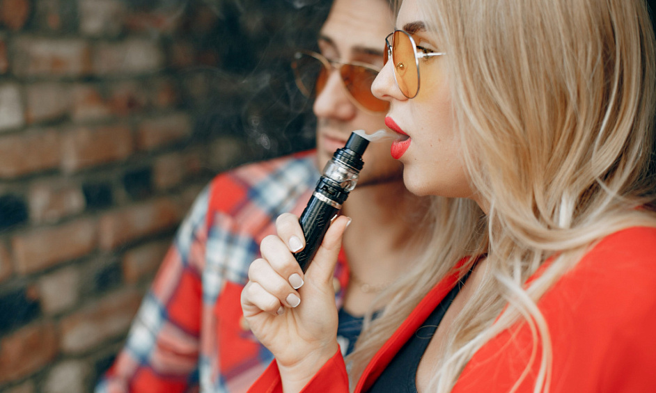 Vape Store In Napanee For Sale 1