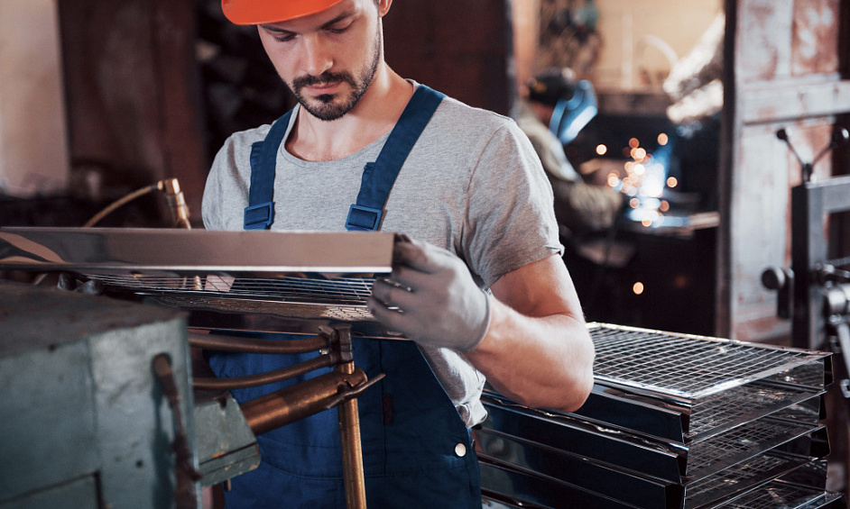 Dealer Of Industrial Metal Working Equipment For Sale 1